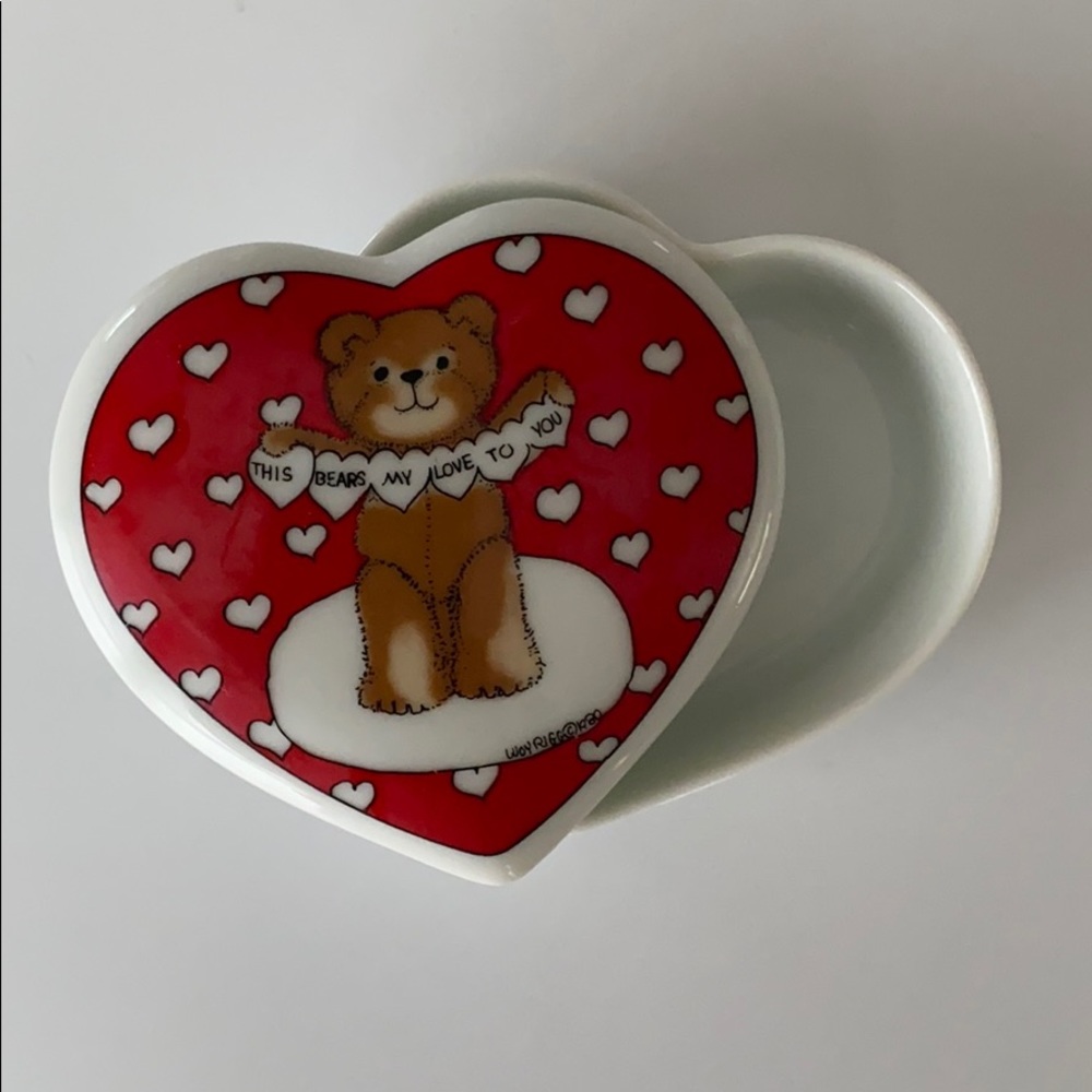 Vintage Lucy Rigg 1979 1980 Teddy Bear Heart Shaped Jewelry Box Valentine’s Day